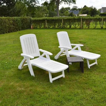 Maison Confortable Sejour Spacieux, Belle Terrasse Avec Grand Jardin Avec Jeux Exterieurs Pres Bayeux Et Omaha Beach Saonnet Exterior foto