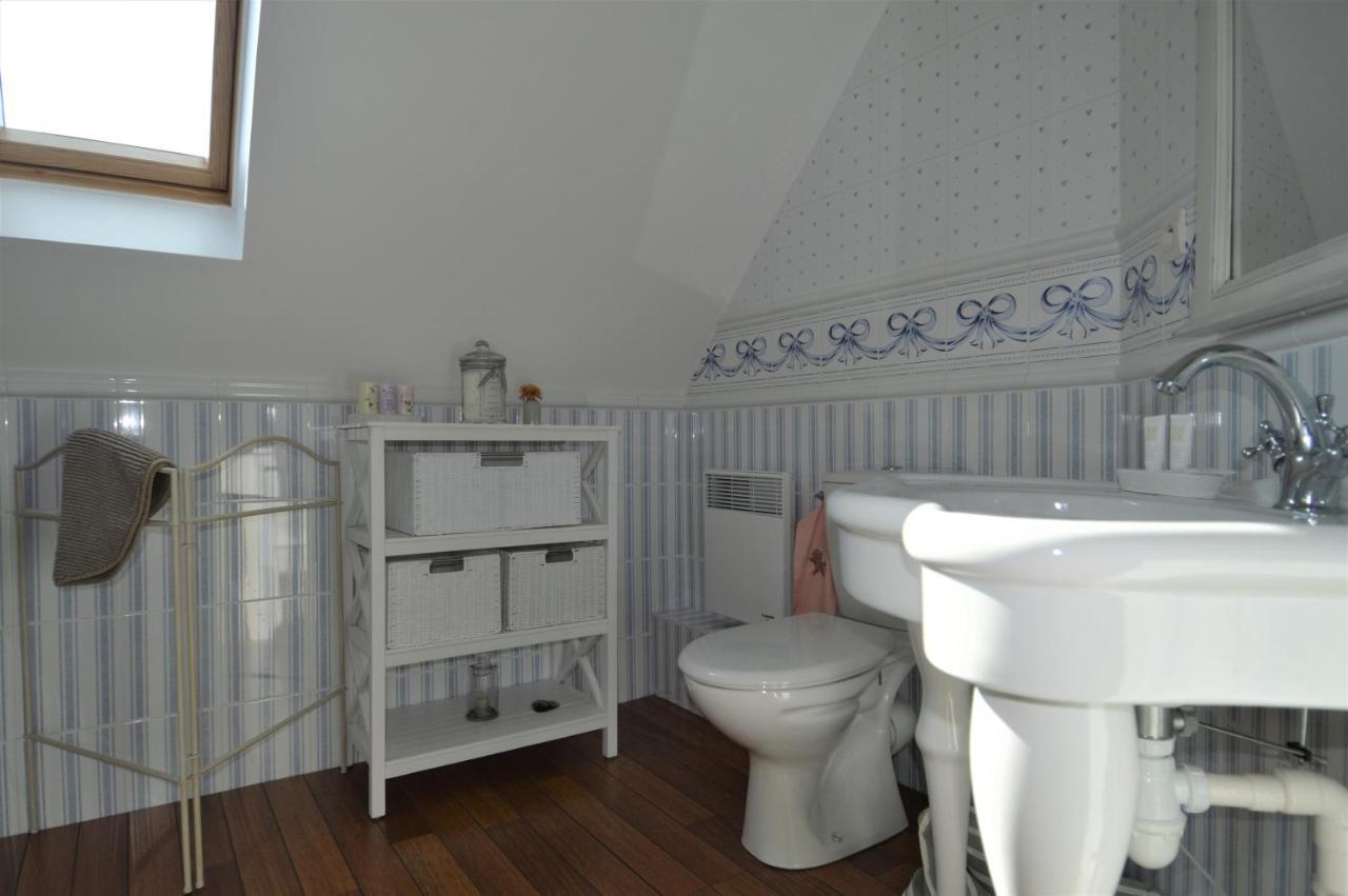 Holiday home Maison Confortable: Spacious With Garden Terrace Near Bayeux *